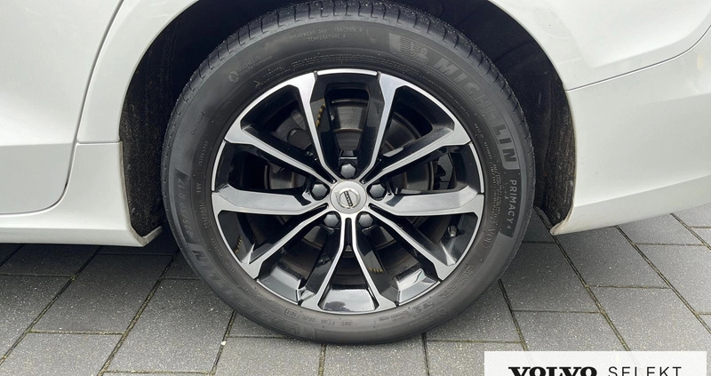 Volvo V60 cena 114900 przebieg: 77449, rok produkcji 2019 z Szczuczyn małe 326